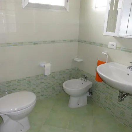 Montecarlo - Apartment *